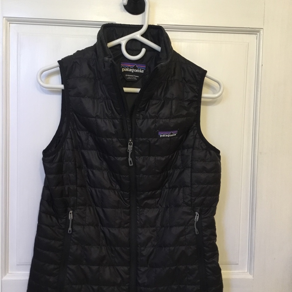 Patagonia Women's Black Puffer Vest